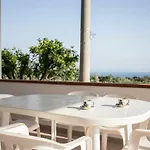 Alice Capo Vaticano