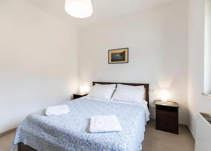 Alice Nyaraló Capo Vaticano